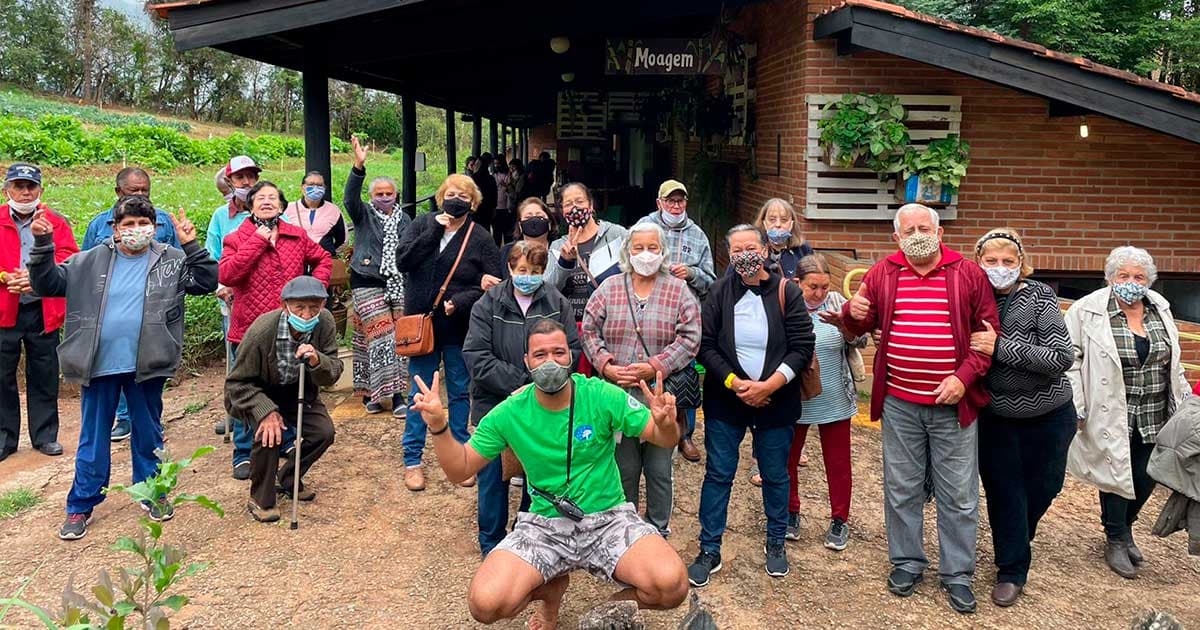 Visita do CRAS marca a retomada das atividades presenciais
