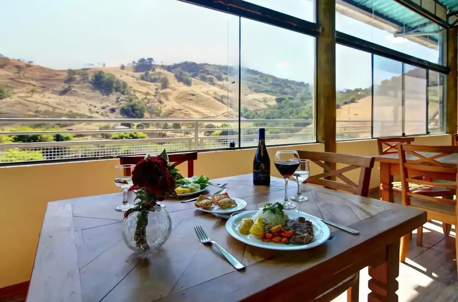 Restaurante do Terra dos Sonhos com vista panorâmica do vale