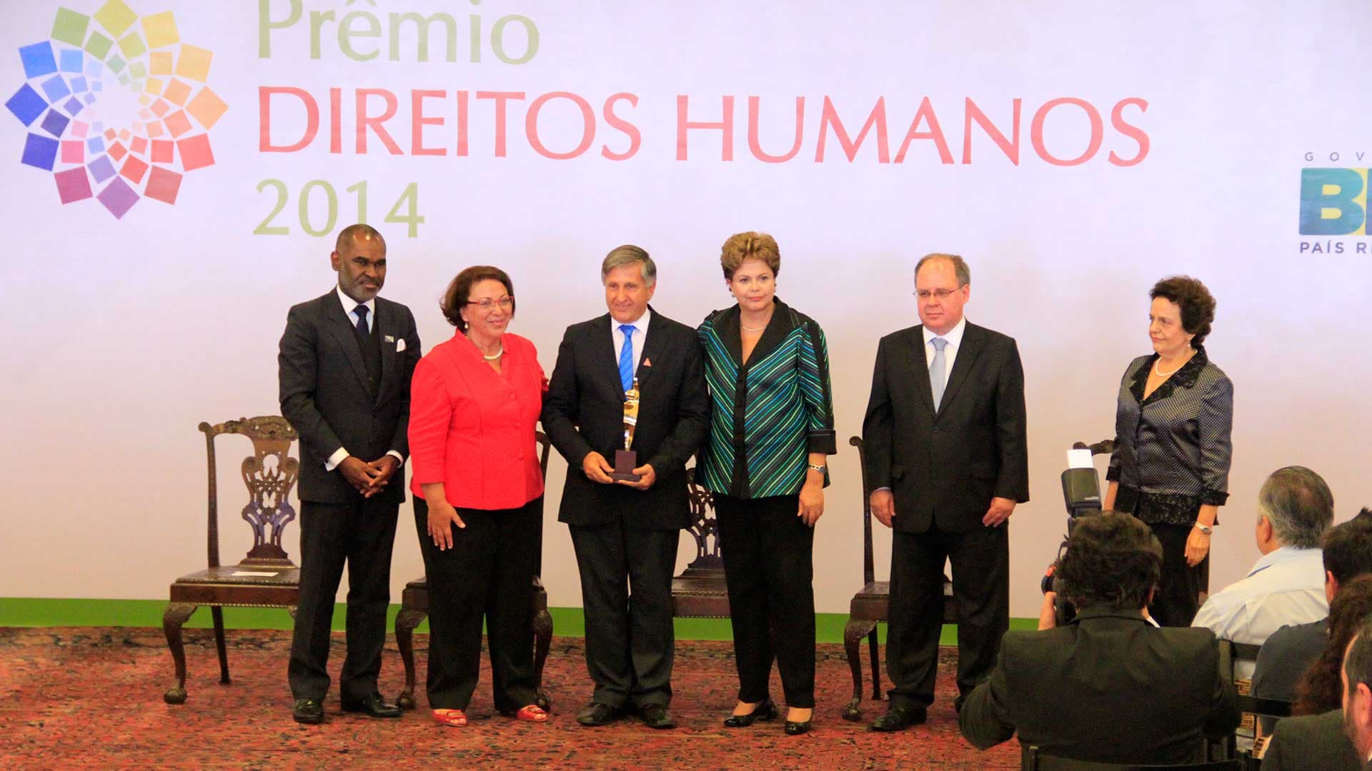 JOSÉ FERNANDES FRANCO RECEBE O PRÊMIO DIREITOS HUMANOS EM BRASÍLIA