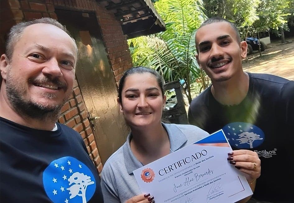 Parque dos Sonhos celebra a entrega dos certificados aos colaboradores destaques do Mês de Março