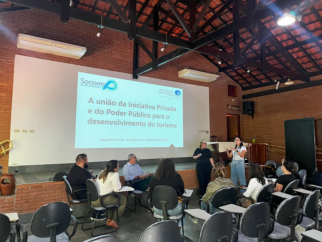 Diretora Executiva da Rede dos Sonhos Palestra sobre Parcerias Público-Privadas no Hotel Fazenda Campo dos Sonhos para Empresários de Morro Alto.