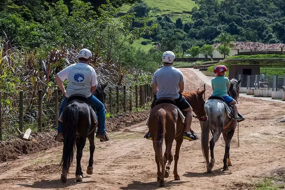 Passeio à Cavalo na Rede dos Sonhos