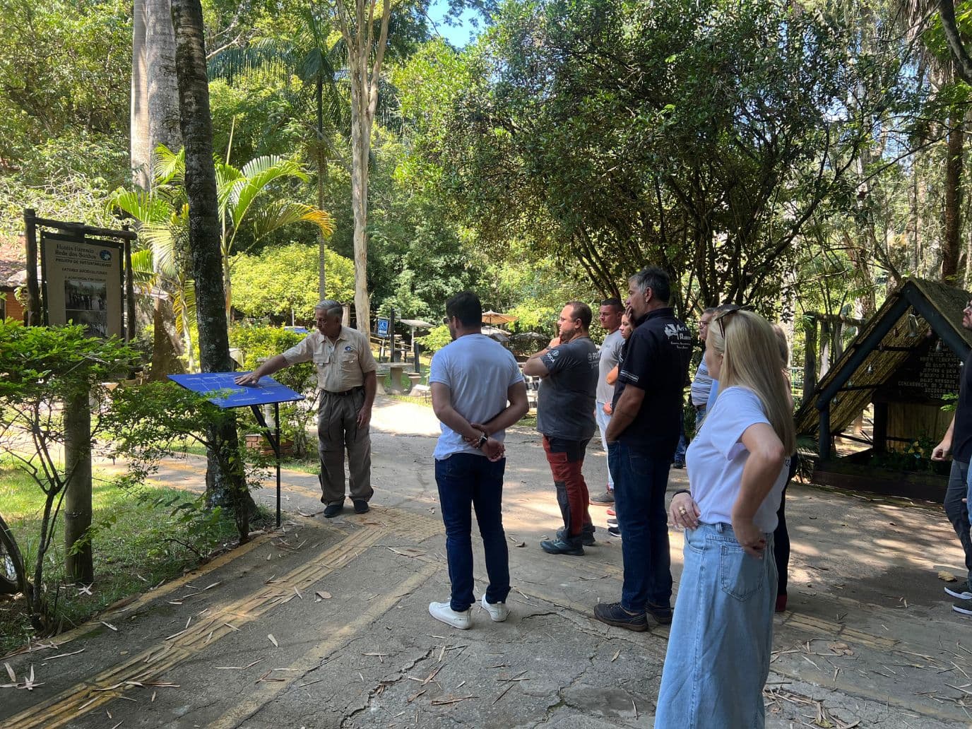 Visita Técnica de Empresários e Autoridades de Águas de Santa Bárbara ao Hotel Fazenda Campo dos Sonhos